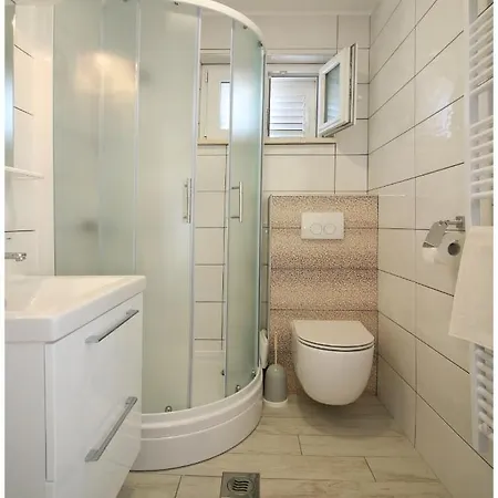 Maxim * Primošten