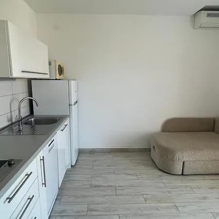Maxim Apartment