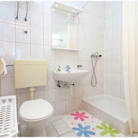 Maxim Apartment Primošten